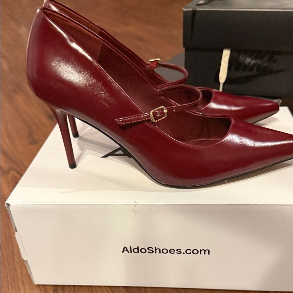 Aldo Women's Burgundy Heels